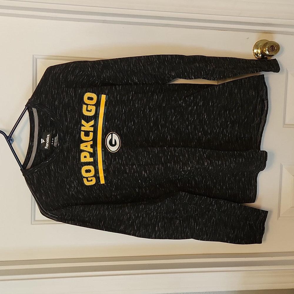 Green Bay Packers Long Sleeve Shirt Sz M EUC